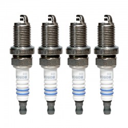 شمع خودرو بوش مدل FR7DC+8 بسته 4 عددی